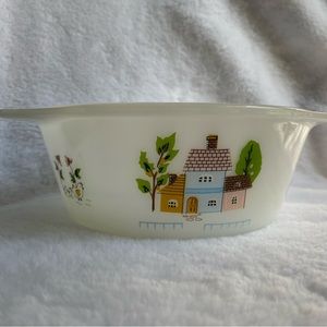 Indopal Vintage Milk Glass Casserole Dish